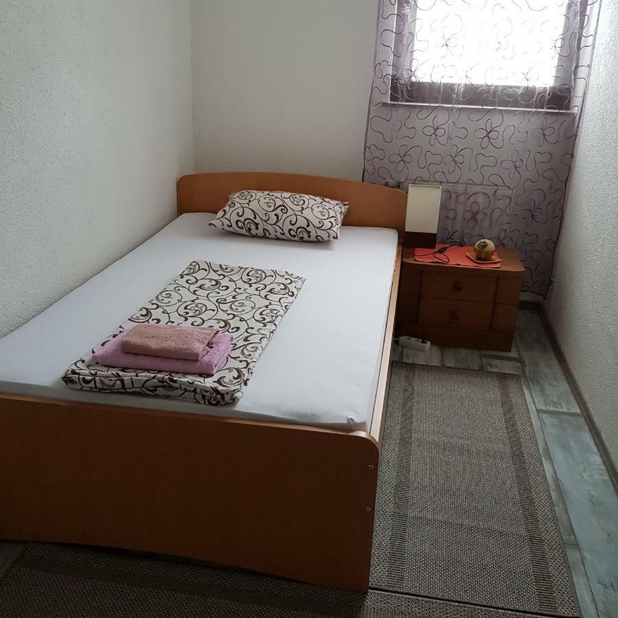 Prenociste-Sobe-Rooms-Aman Бихач Экстерьер фото